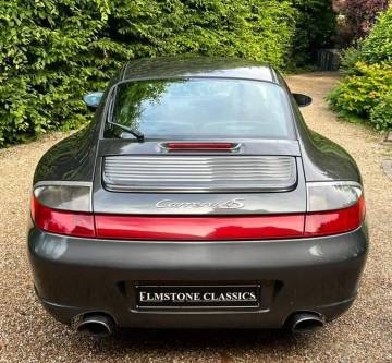 2003 Porsche 911