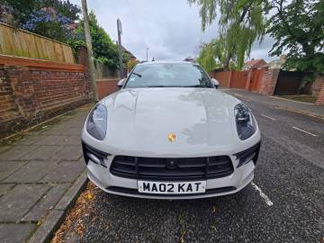 2022 Porsche Macan