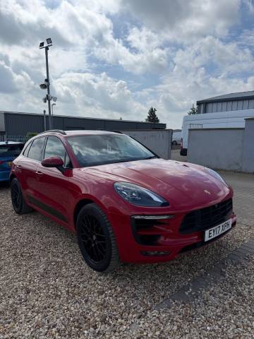 2017 Porsche Macan