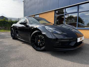 2021 Porsche 718 Cayman