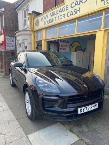 2022 Porsche Macan
