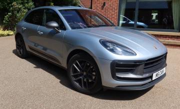 2022 Porsche Macan