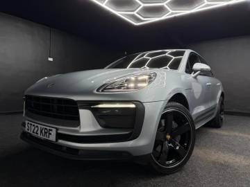 2022 Porsche Macan
