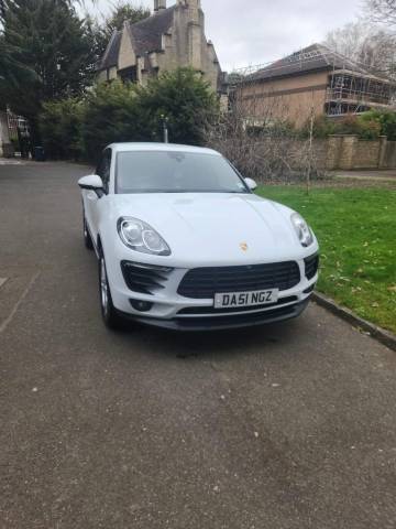2016 Porsche Macan