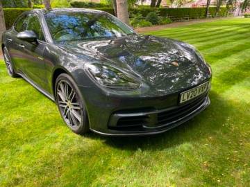 2020 Porsche Panamera