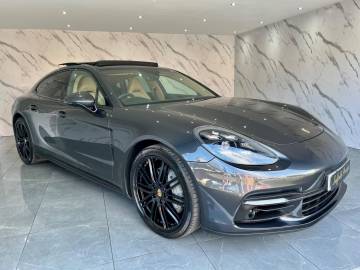 2017 Porsche Panamera