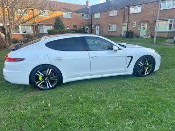2014 Porsche Panamera
