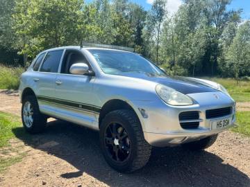 2004 Porsche Cayenne
