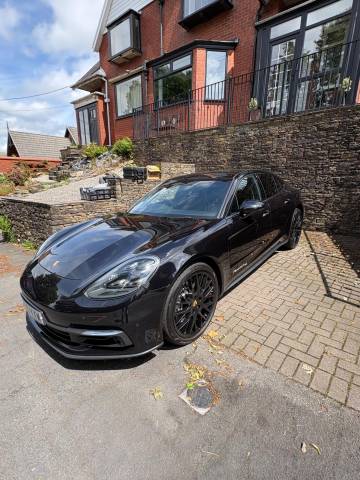 2020 Porsche Panamera