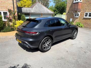 2022 Porsche Macan