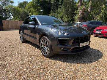 2016 Porsche Macan