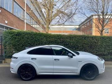 2024 Porsche Cayenne