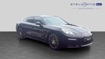 2016 Porsche Panamera