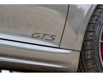 2021 Porsche 718 Cayman