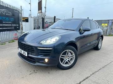 2016 Porsche Macan
