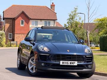 2016 Porsche Macan