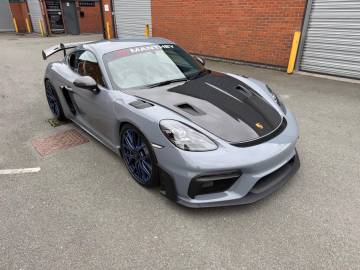 2022 Porsche 718 Cayman
