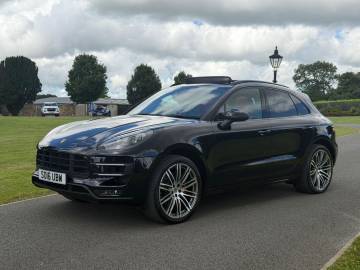 2016 Porsche Macan