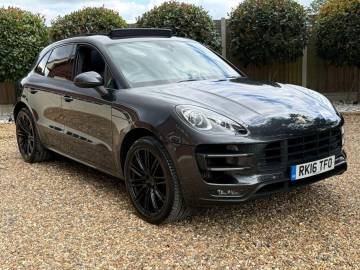 2016 Porsche Macan