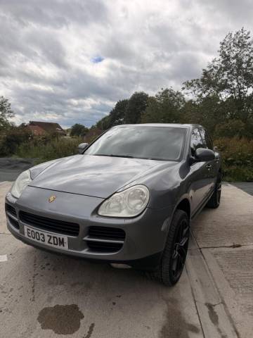 2003 Porsche Cayenne