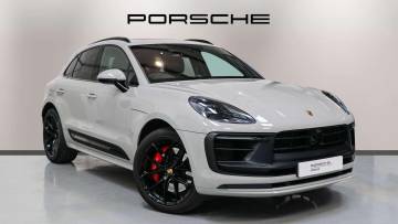 2022 Porsche Macan
