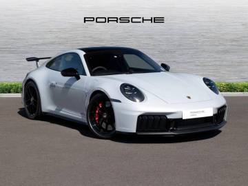 2025 Porsche 911