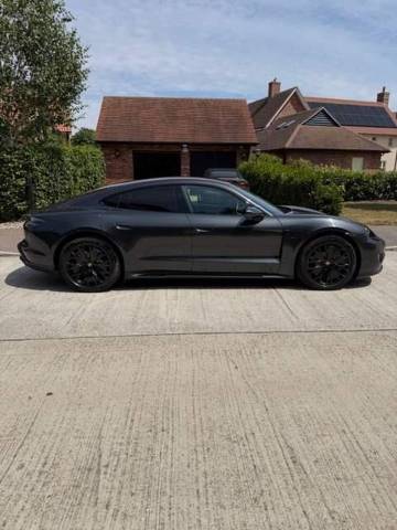 2023 Porsche Taycan