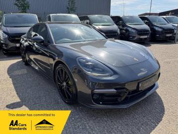 2017 Porsche Panamera