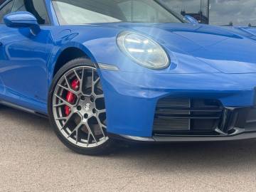 2025 Porsche 911