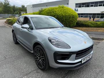2022 Porsche Macan