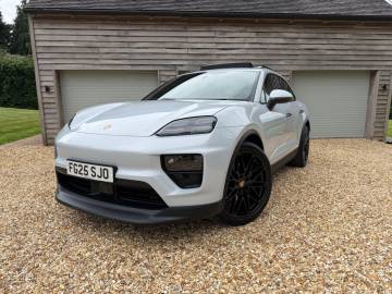2025 Porsche Macan