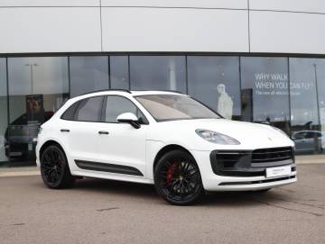 2022 Porsche Macan