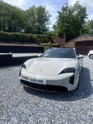 2023 Porsche Taycan