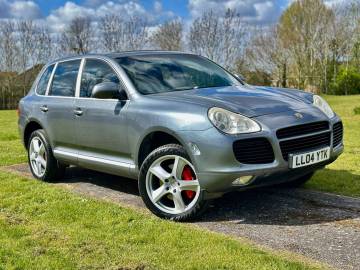 2004 Porsche Cayenne