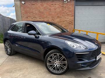 2015 Porsche Macan