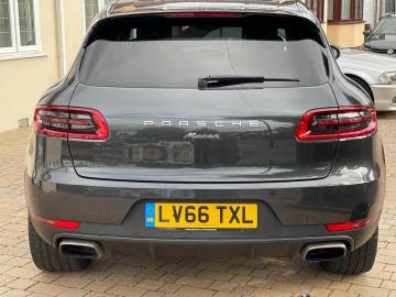 2016 Porsche Macan