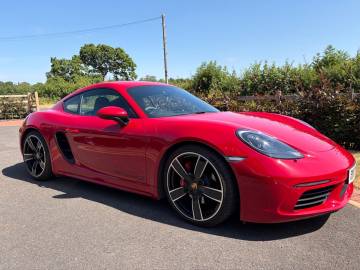 2023 Porsche 718 Cayman