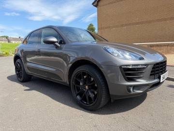 2015 Porsche Macan