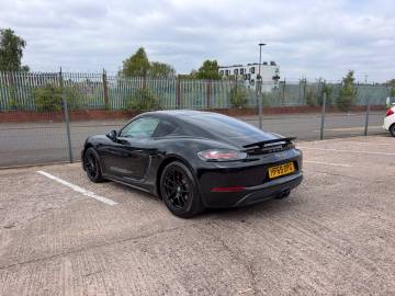2019 Porsche 718 Cayman