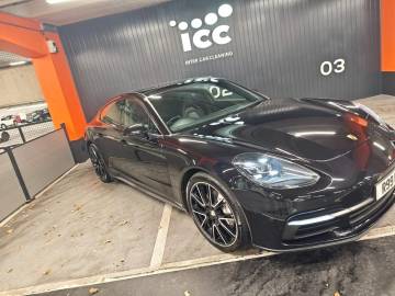 2018 Porsche Panamera