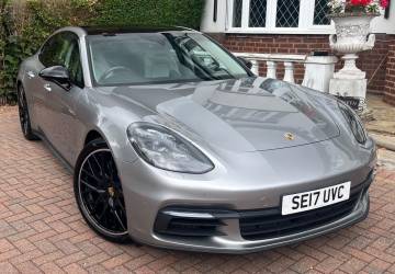 2017 Porsche Panamera