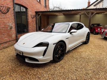 2023 Porsche Taycan