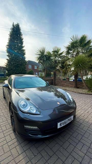 2011 Porsche Panamera