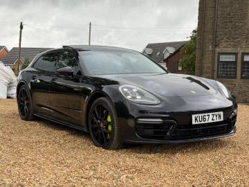 2017 Porsche Panamera