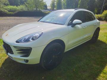 2014 Porsche Macan
