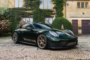2025 Porsche 911