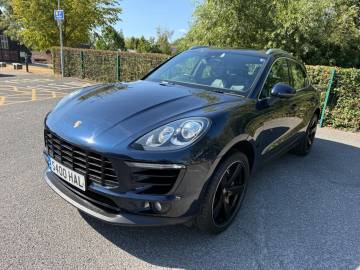 2016 Porsche Macan