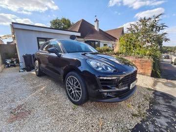 2017 Porsche Macan