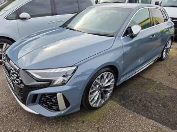 2022 Audi RS3
