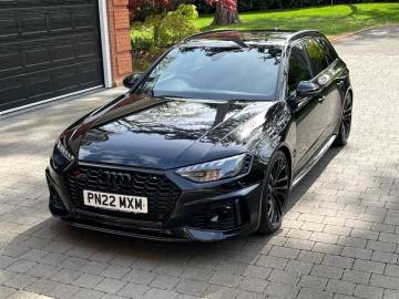 2022 Audi RS4 Avant